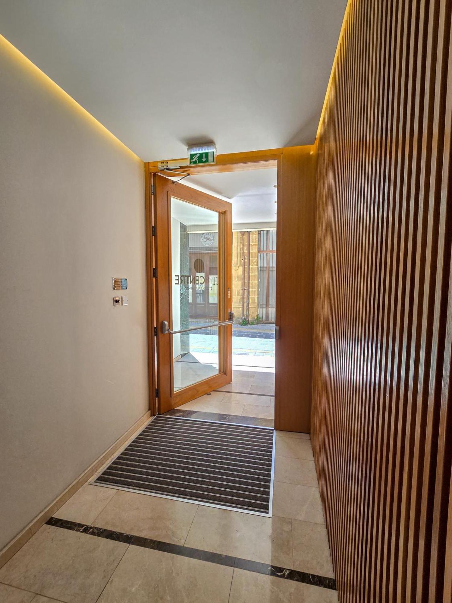 City Centre Studio Apartments 尼科西亚 外观 照片